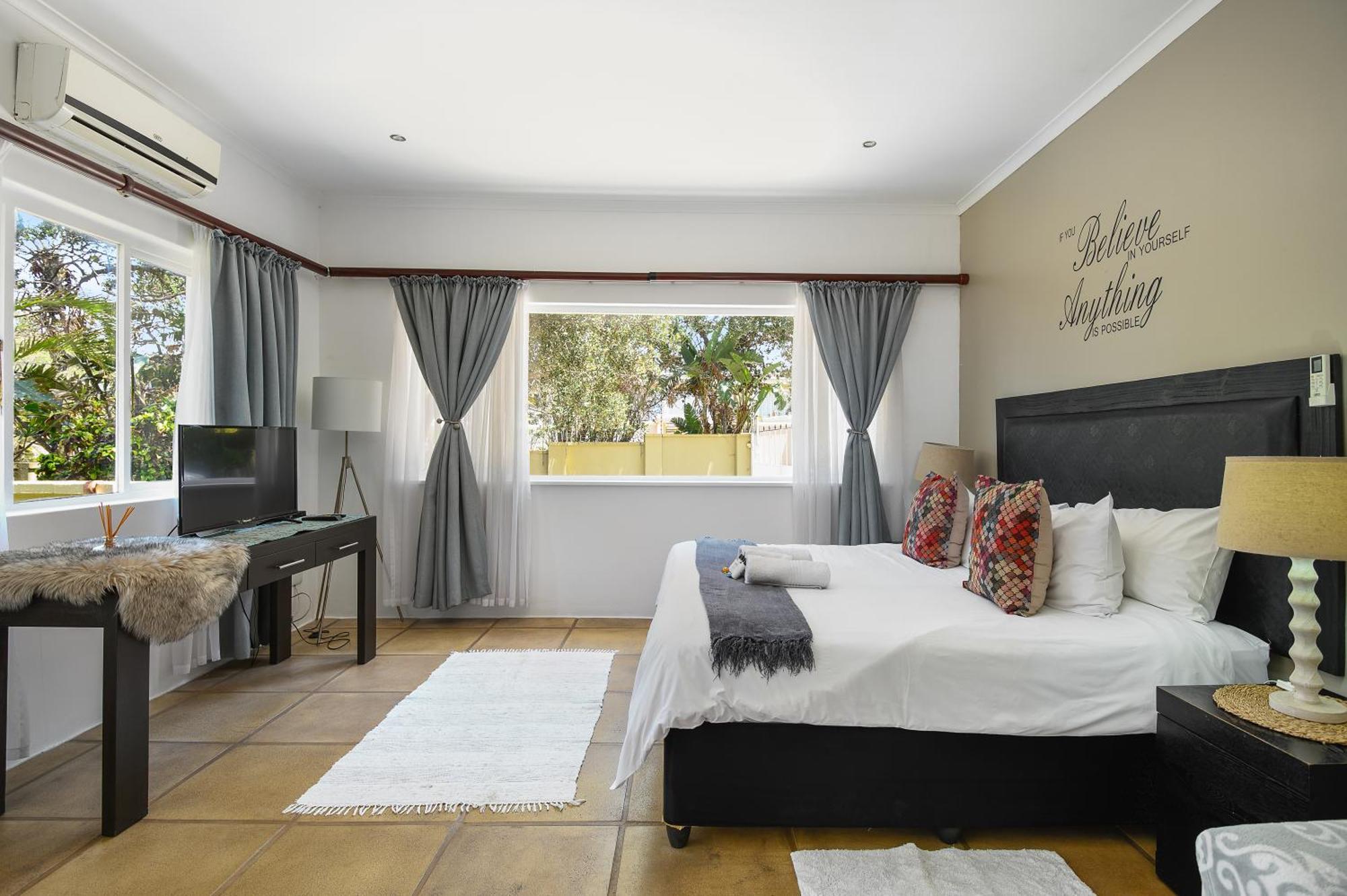 Caza Beach Guesthouse Durban Exterior photo