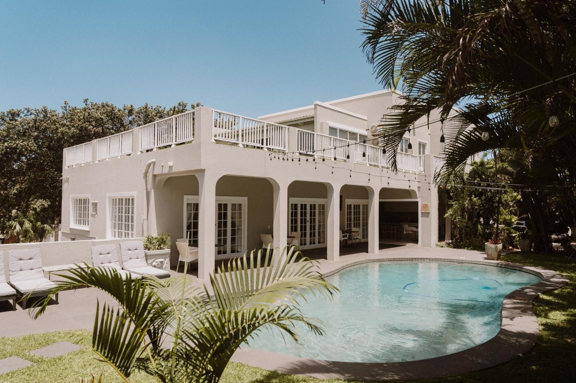 Caza Beach Guesthouse Durban Exterior photo