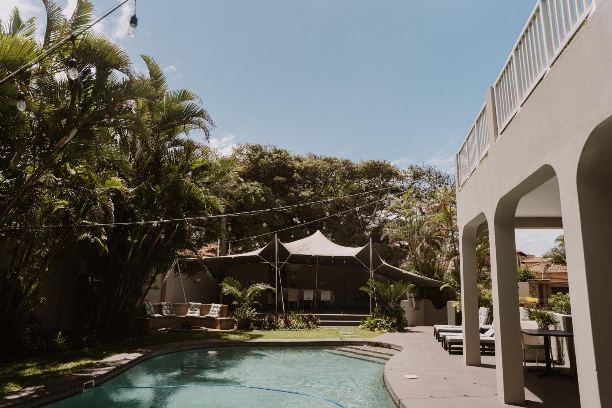 Caza Beach Guesthouse Durban Exterior photo