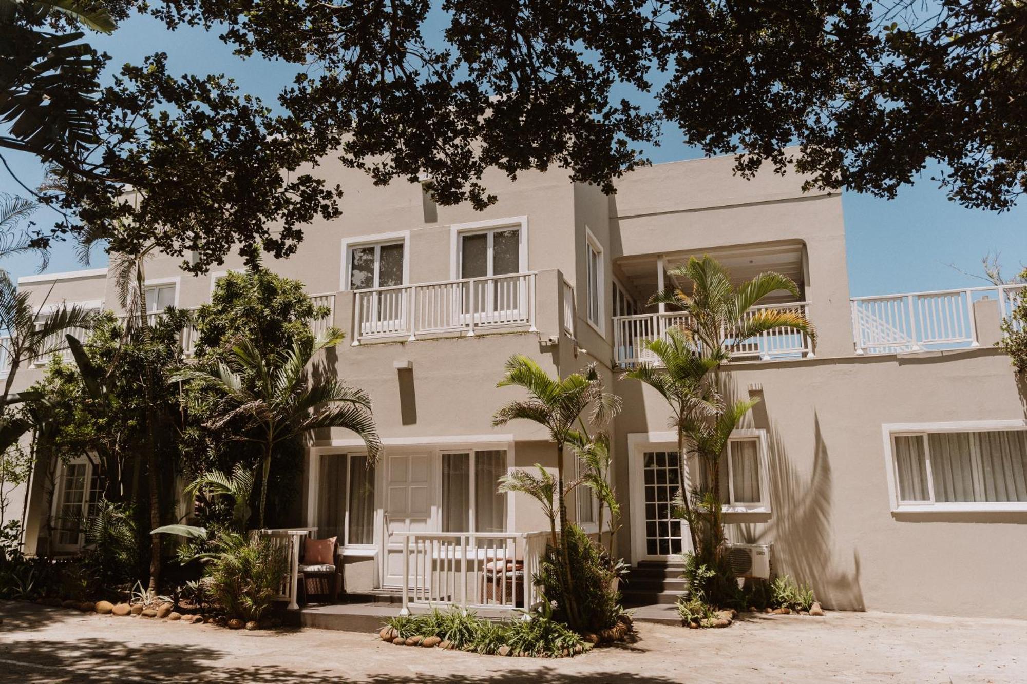 Caza Beach Guesthouse Durban Exterior photo