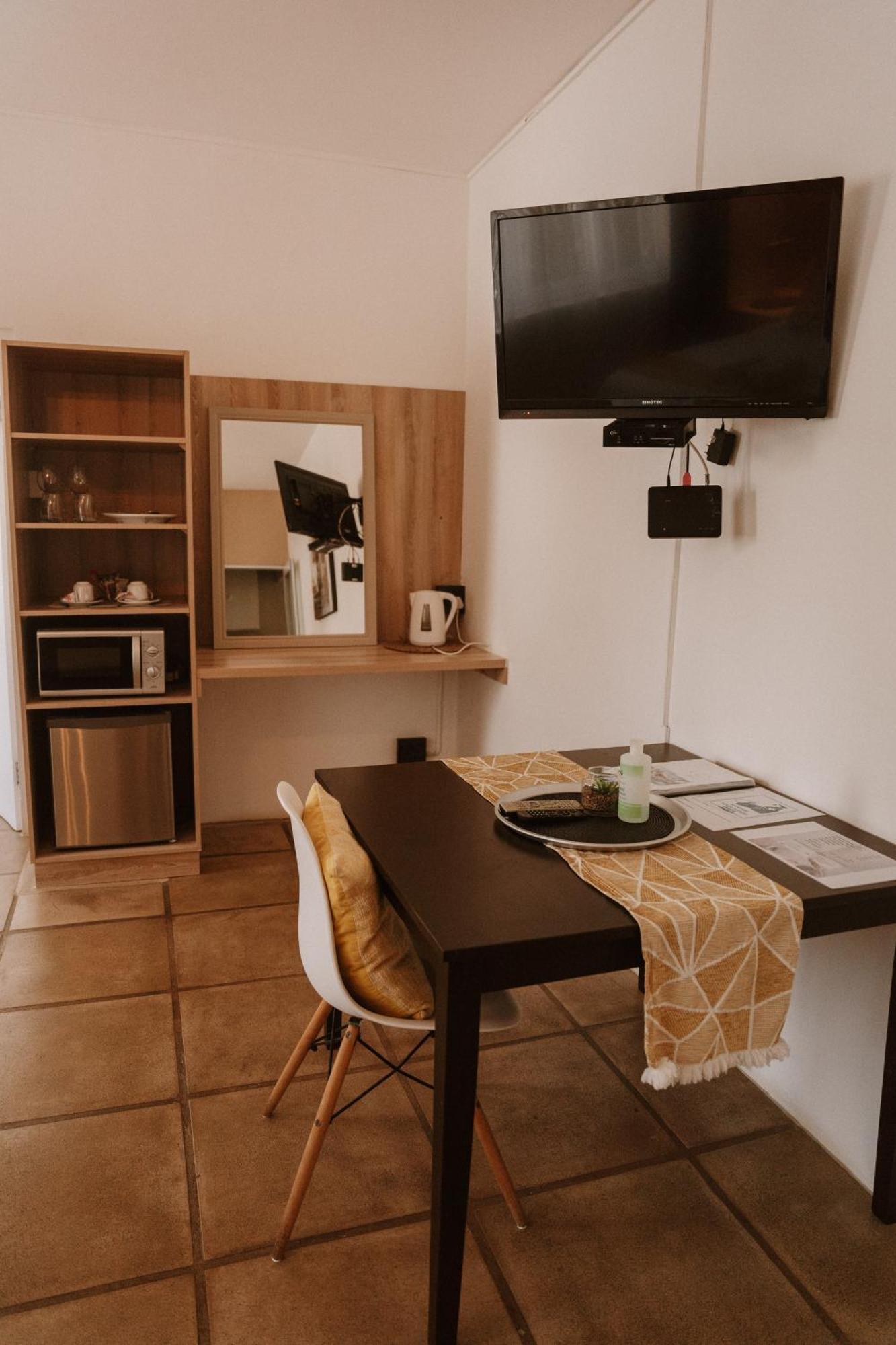 Caza Beach Guesthouse Durban Room photo