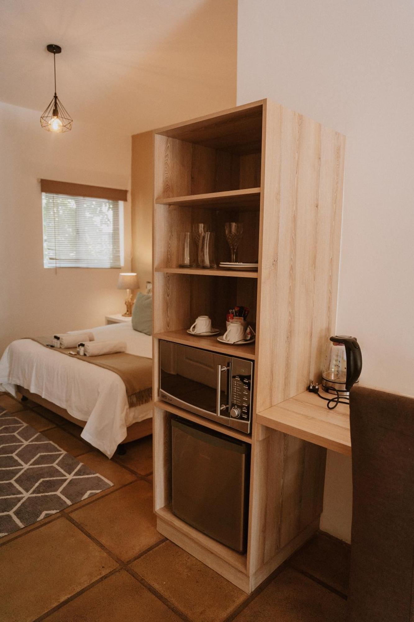 Caza Beach Guesthouse Durban Room photo