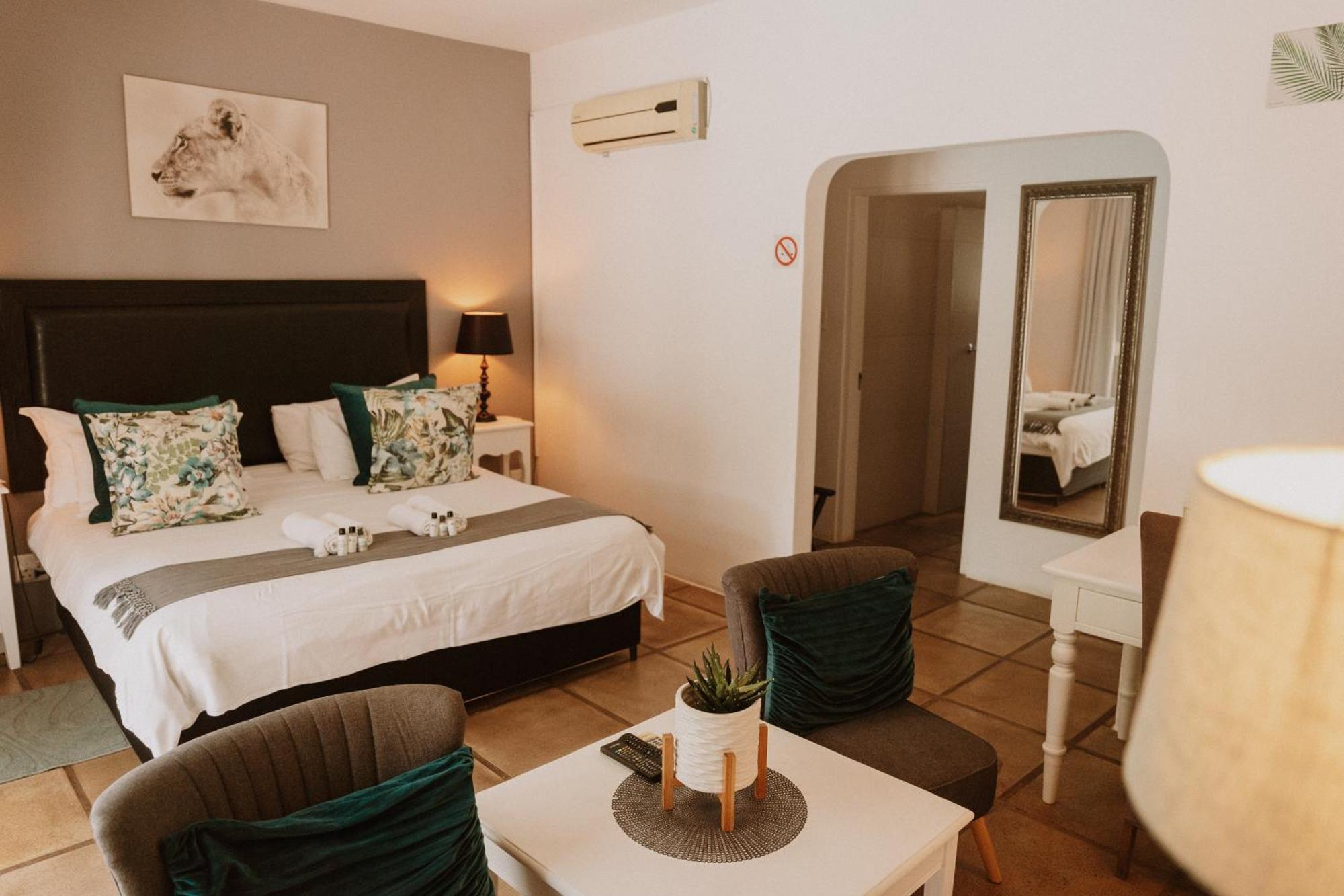 Caza Beach Guesthouse Durban Room photo